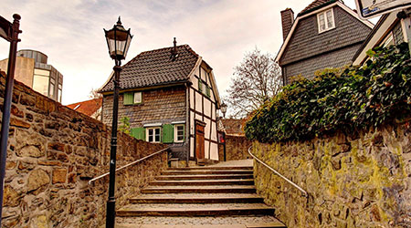 Schöne Treppe in der Hattinger Altstadt, Foto: pixabay, orensteiner