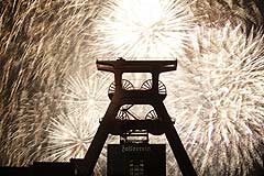 Feuerwerk über Zollverein