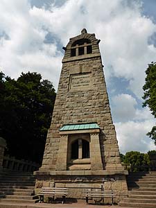 Das Berger-Denkmal am Hohenstein